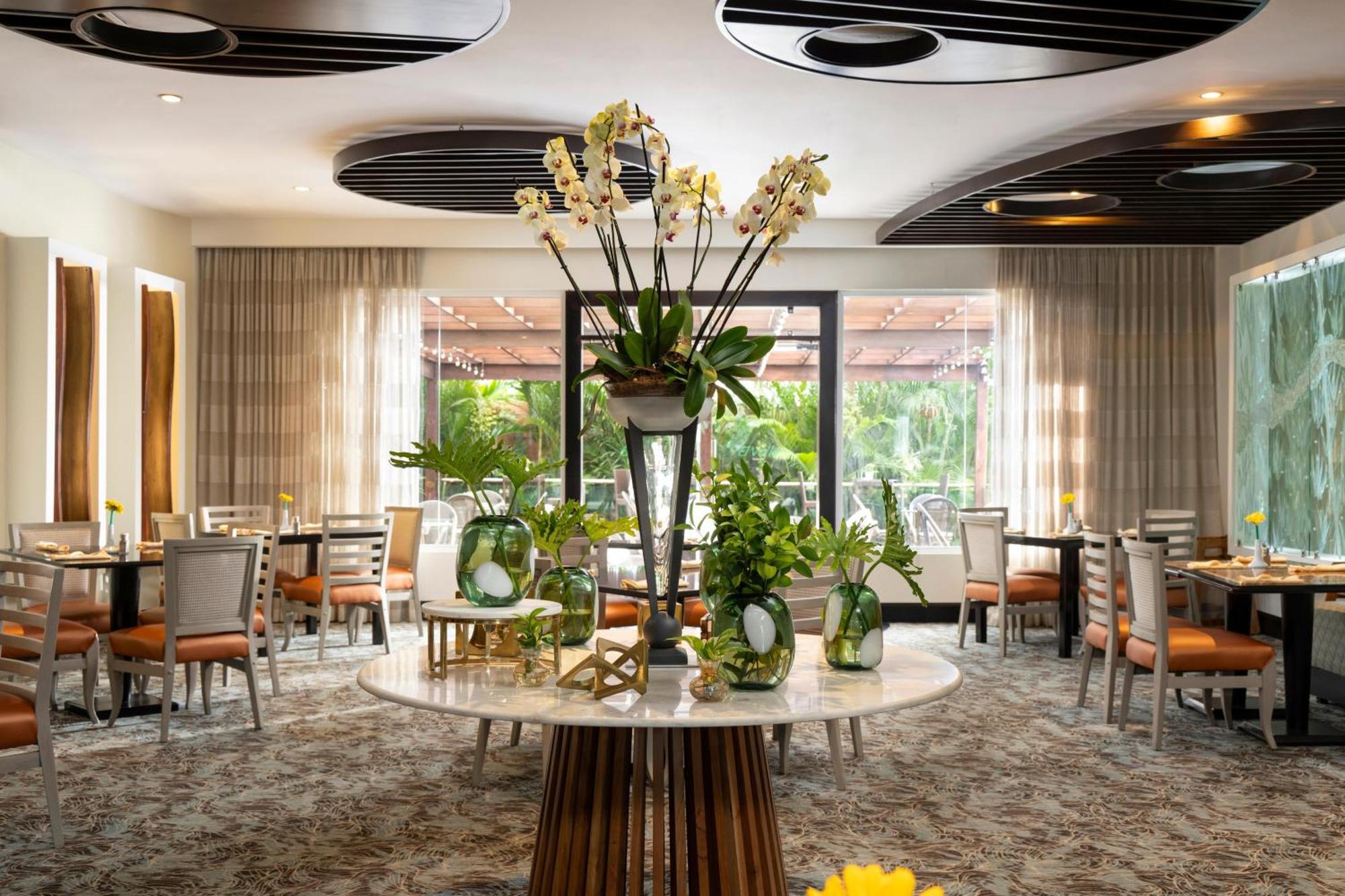 Hodelpa Garden Court Hotel Santiago De Los Caballeros Exterior photo